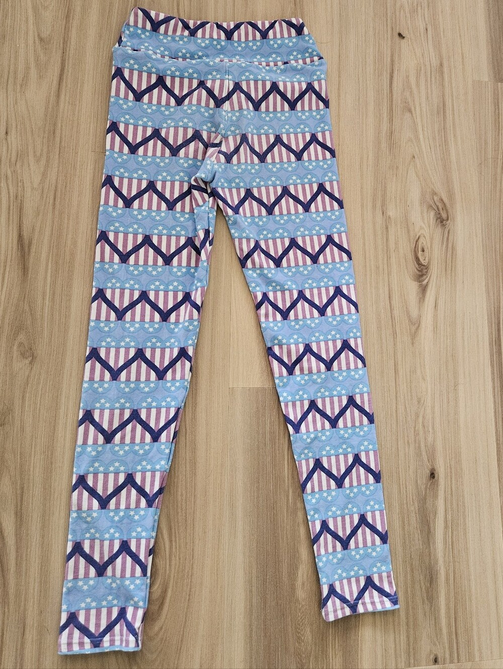 LuLaRoe Tween Leggings - Picture 5 of 7